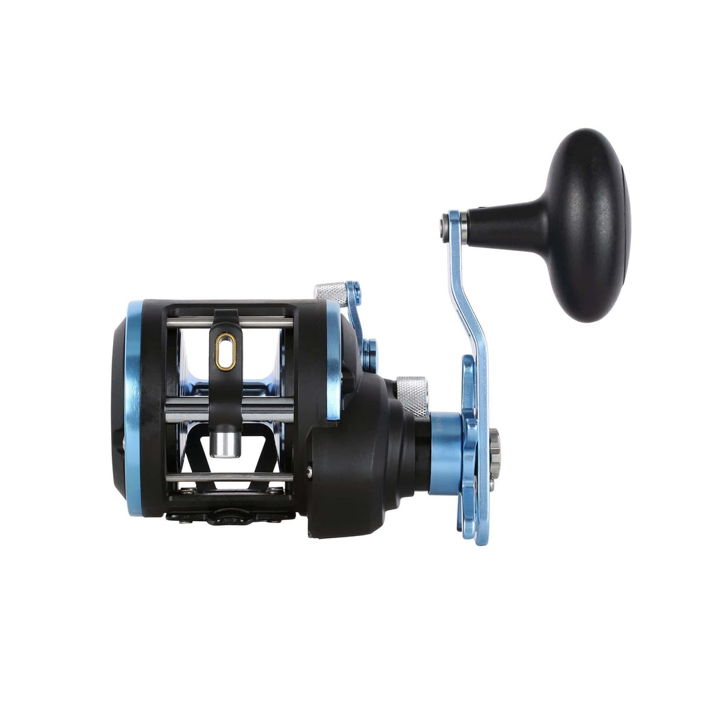 Warfare® II Level Wind Conventional Reel